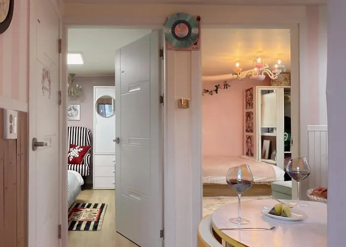 Binna Star 효창공원역5분,무료조식,무료짐보관,용산역1정거장 Appartement *